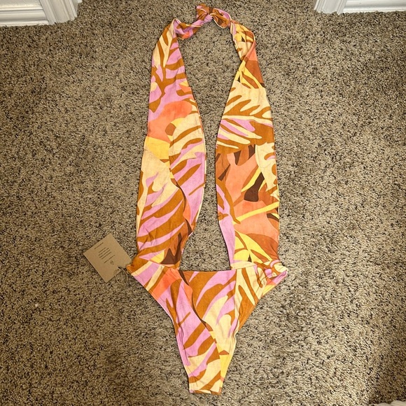 NWT!! Stone Fox Swim Free People Azalea One-Piece Swimsuit Tropic - Picture 2 of 6